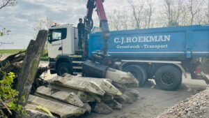 Strand obstakels verhuisd